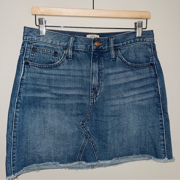 J. Crew Jean Skirt Women’s Size 29 Medium Blue Wash Denim Cut Off Mini Vintage - Picture 3 of 6